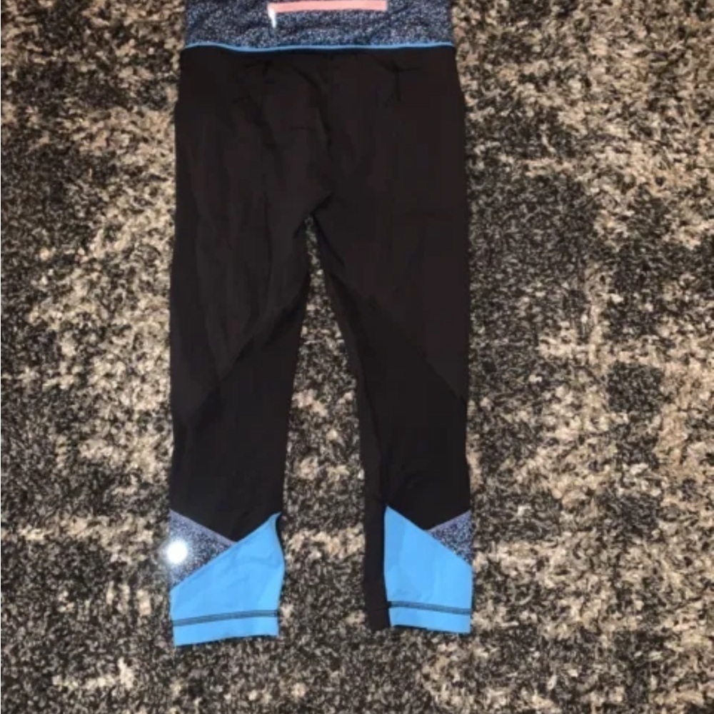 Lululemon Run Inspire Crop II Yoga Legging Athletic Stretch Women’s Size 4 - Picture 3 of 5